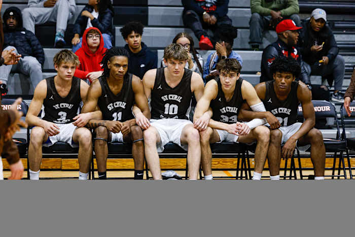 Webster Groves Missouri Mount Carmel Illinois boys basketball December 16 2023 Nate Latsch 24990